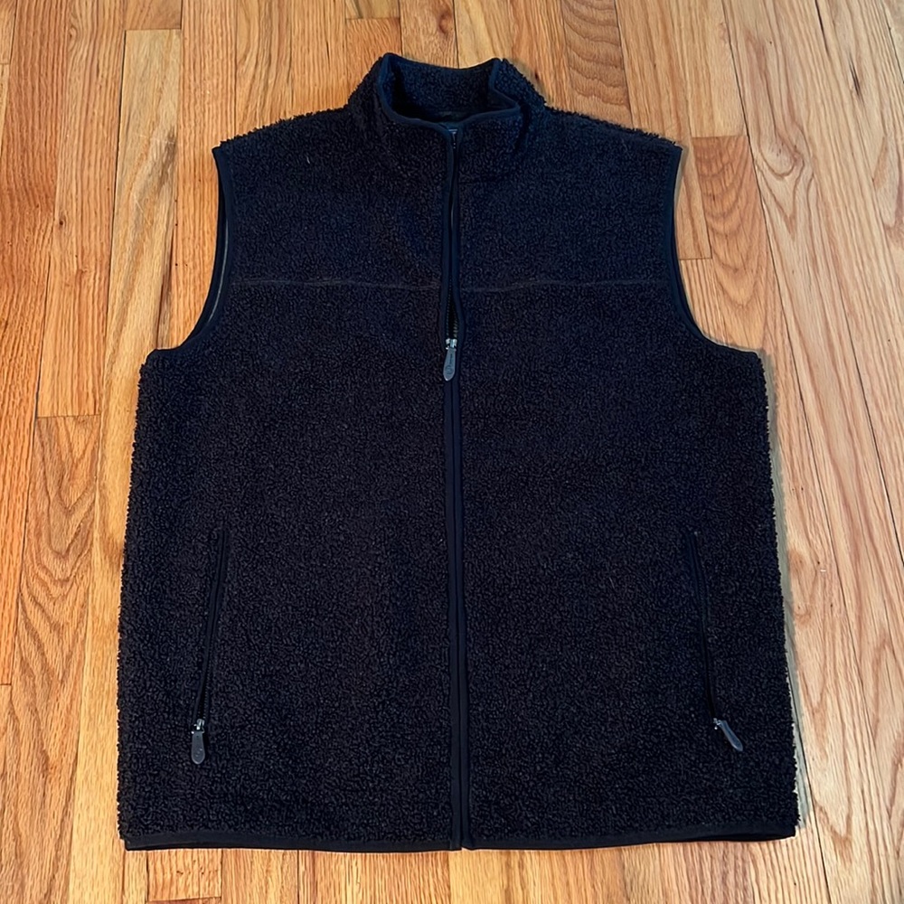 Vineyard Vines Black Sherpa Vest